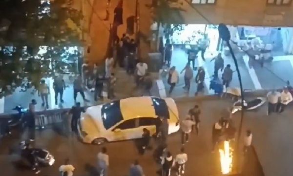 Kavga eden iki gruba ezanlı müdahale!